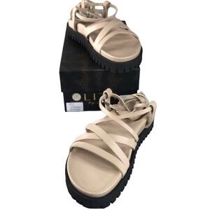 New In Box Leather Gladitor Lug Sole Sandle Made in Italy size 39 Tan shoe 8.0